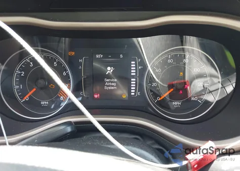 2015 Jeep Cherokee Latitude из США, поврежденный, VIN 1C4PJLCS4FW553394